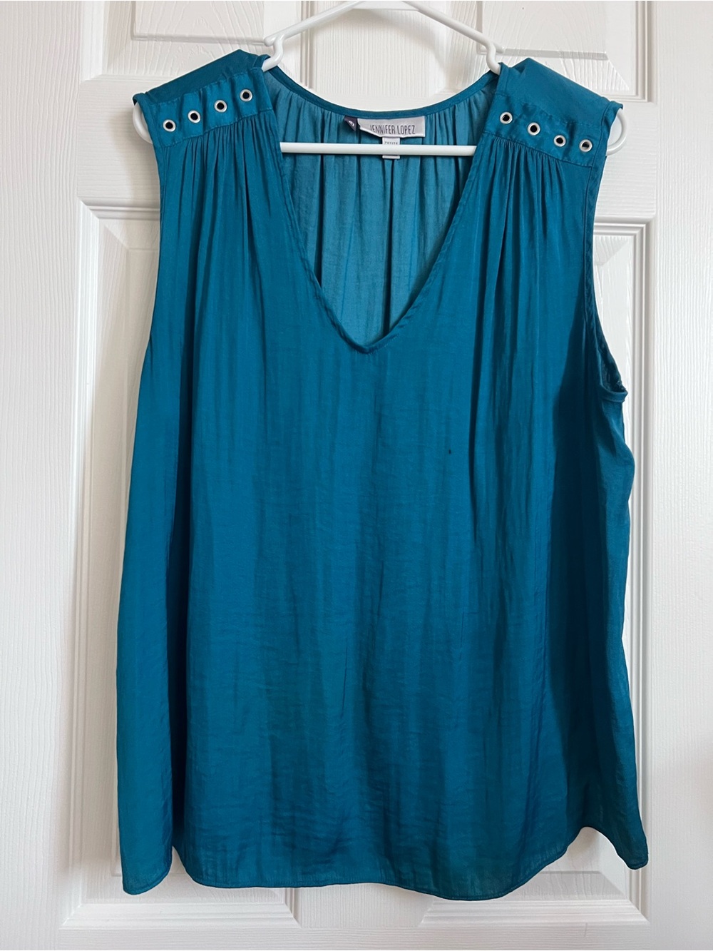 Jennifer Lopez Teal Sleeveless V-Neck Camisole with Grommet Detail